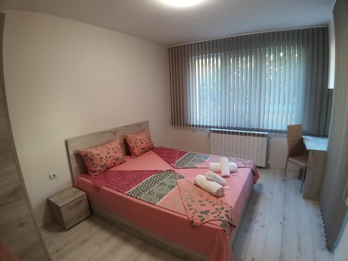 Апартамент Трапезица Скай Veliko Turnovo Bagian luar foto