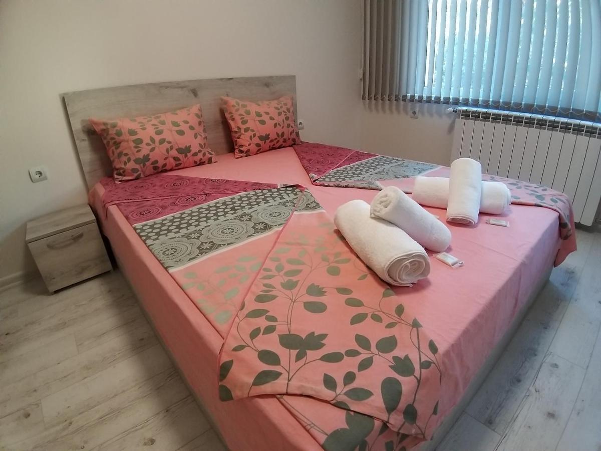 Апартамент Трапезица Скай Veliko Turnovo Bagian luar foto